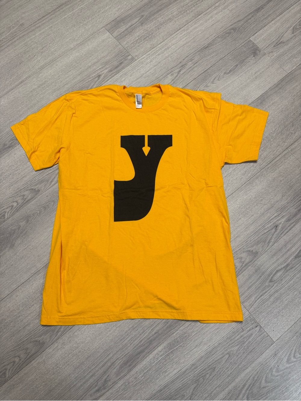 American Apparel Mens XL Yellow Graphic‎ Tee Black Logo Short Sleeve Shirt